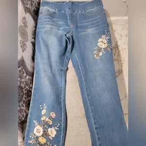Coldwater Creek stretch embroidered jeans